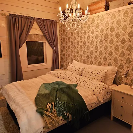 Charming With Sea And Mountain View * 特罗姆瑟