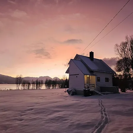 度假居 Charming With Sea And Mountain View